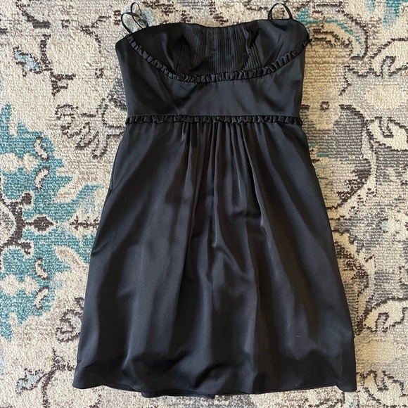 BCBGMaxAzria Dresses & Skirts - BCBGMaxAzria Satin Black Strapless Cocktail Dress Size 8 Never Worn